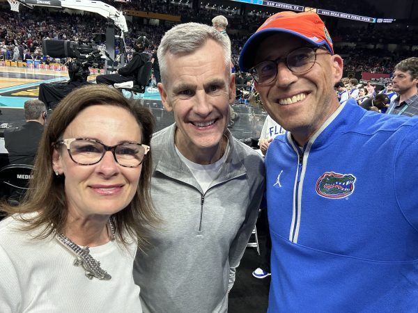 Bettina Weiss (BSAc ‘97) and Greg Weiss (BA ‘95) got to meet the legendary Billy Donovan. 