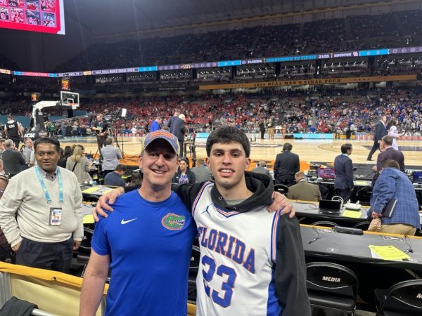 Rob Klein (BSBA ‘97) and his son Ethan enjoyed watching the Gators win in San Antonio. 